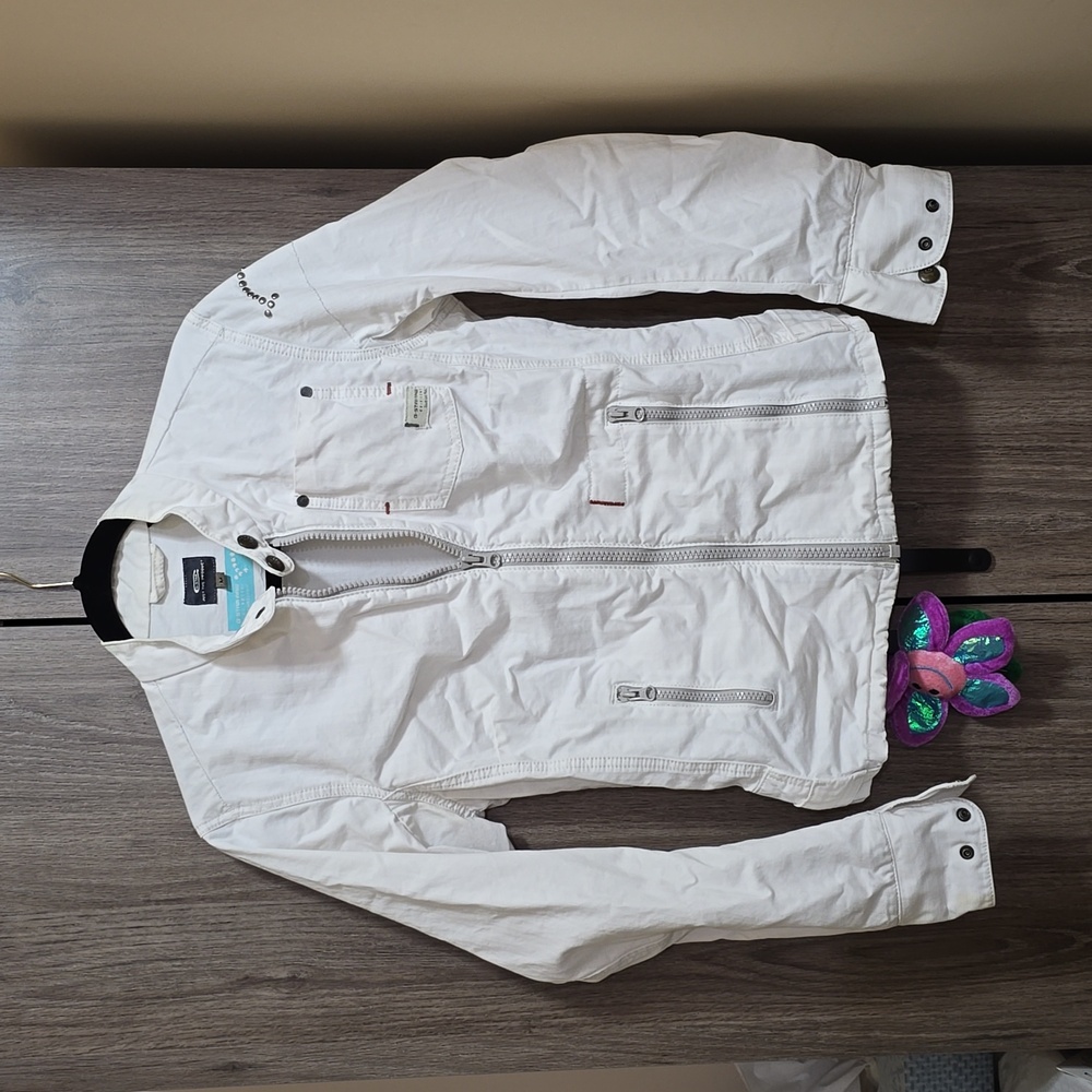G Star raw white denim bikers' jacket. Size medium